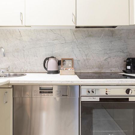 Monte Napoleone Split-Level Terrace Apartment - Top Collection 밀라노 외부 사진