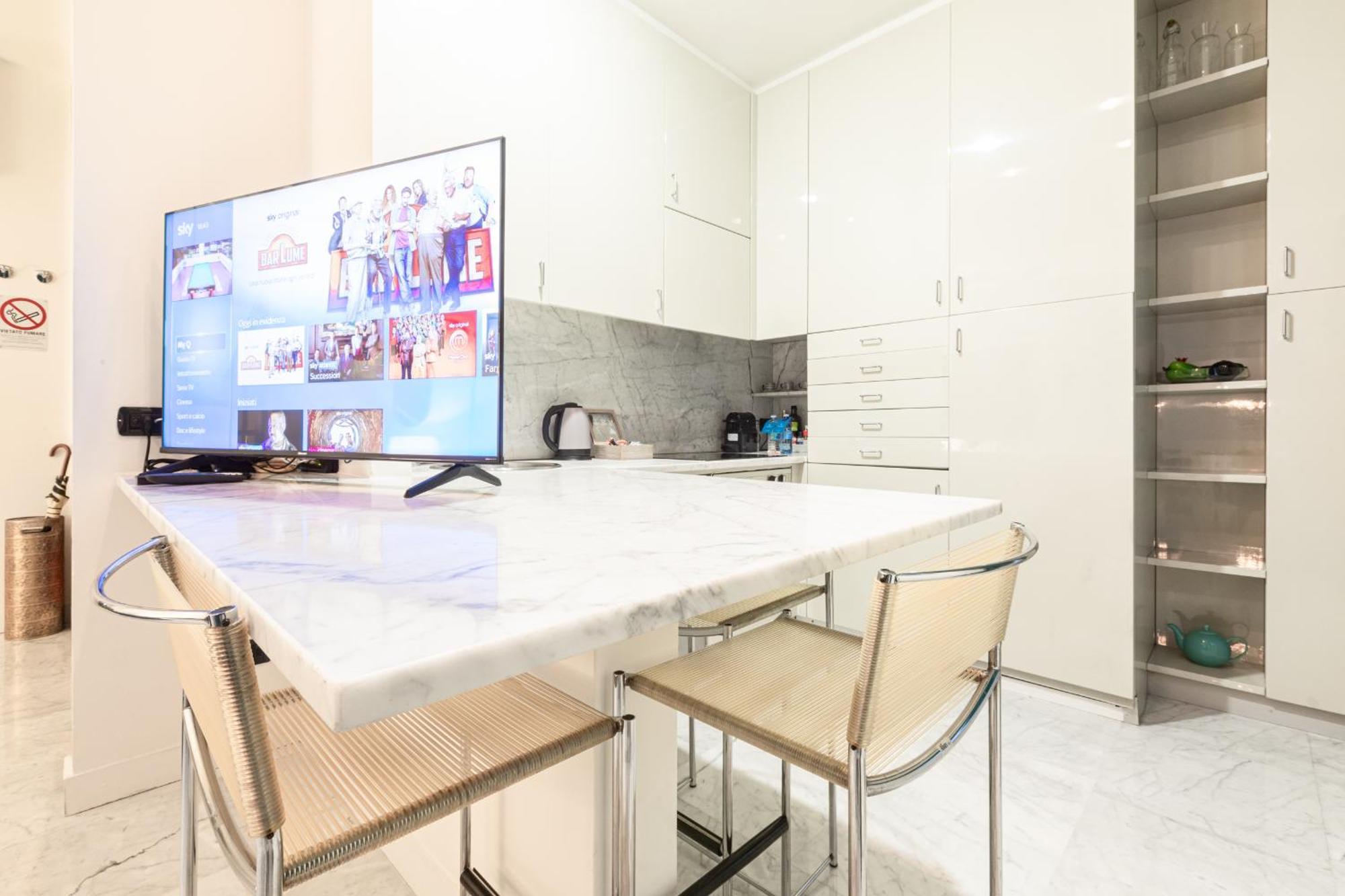 Monte Napoleone Split-Level Terrace Apartment - Top Collection 밀라노 외부 사진