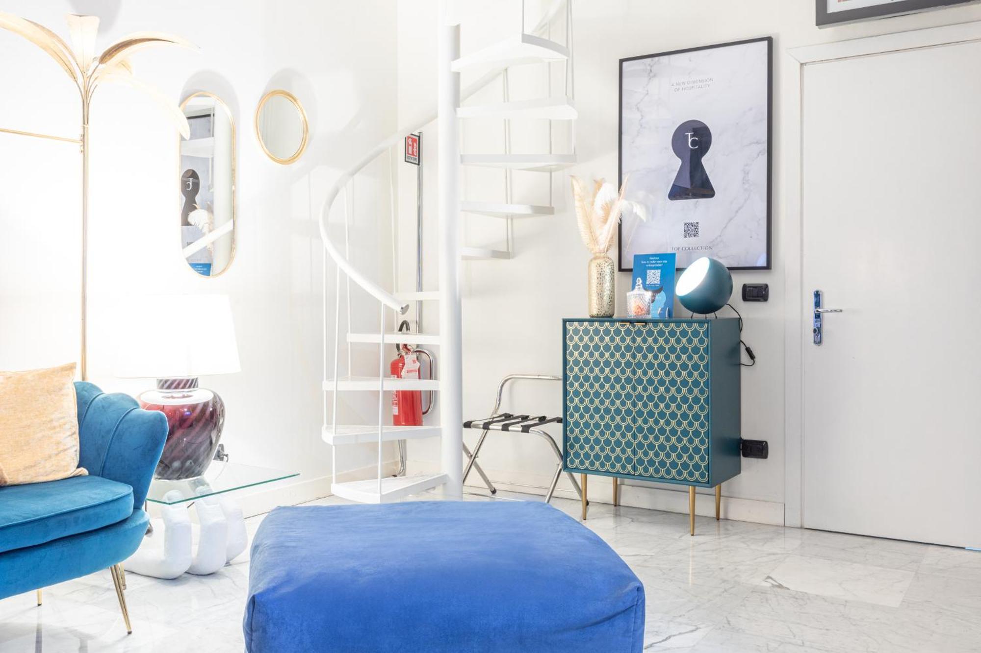 Monte Napoleone Split-Level Terrace Apartment - Top Collection 밀라노 외부 사진