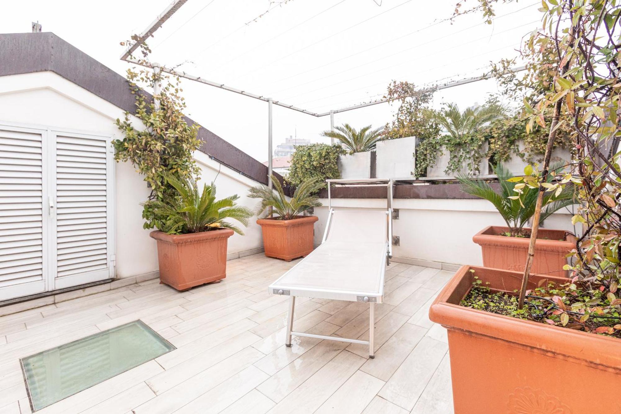 Monte Napoleone Split-Level Terrace Apartment - Top Collection 밀라노 외부 사진