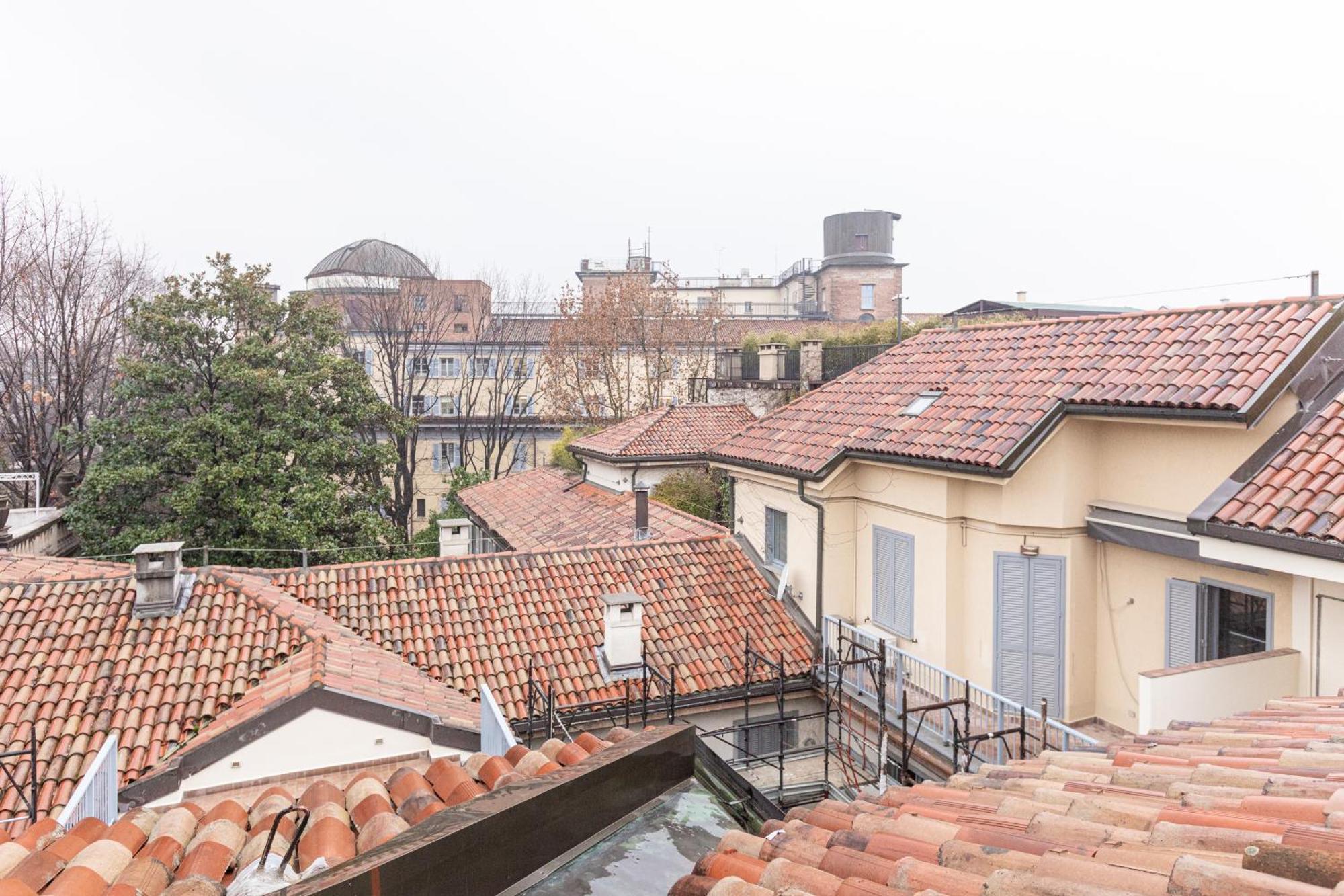 Monte Napoleone Split-Level Terrace Apartment - Top Collection 밀라노 외부 사진